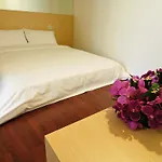 Phoenix Hotel