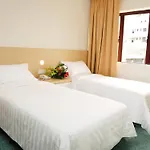 Phoenix Hotel